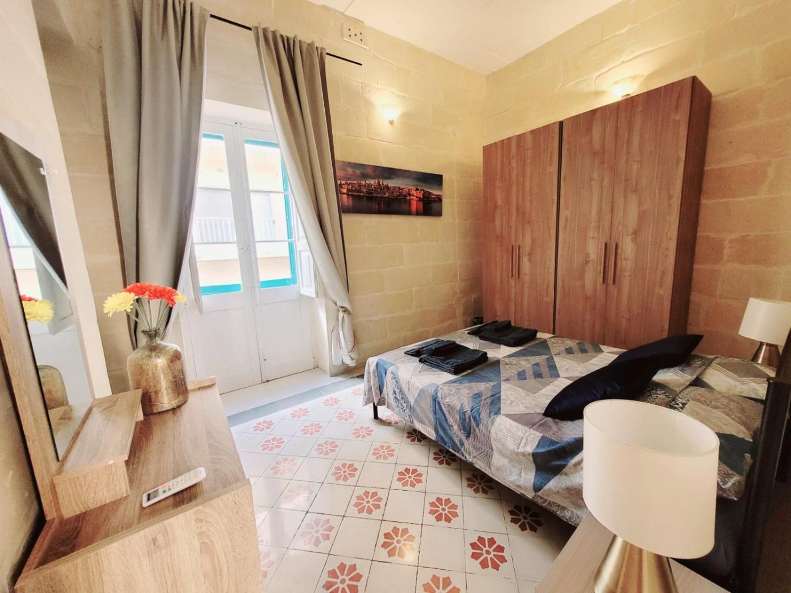 Traditional&unique House * Sliema